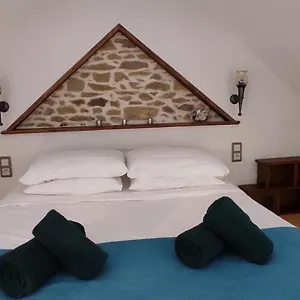  Hébergement de vacances Les Pampas Les Jardins De Kerellec 20min De La 2 A 4 Personnes Jacuzzi Et Terrasse France